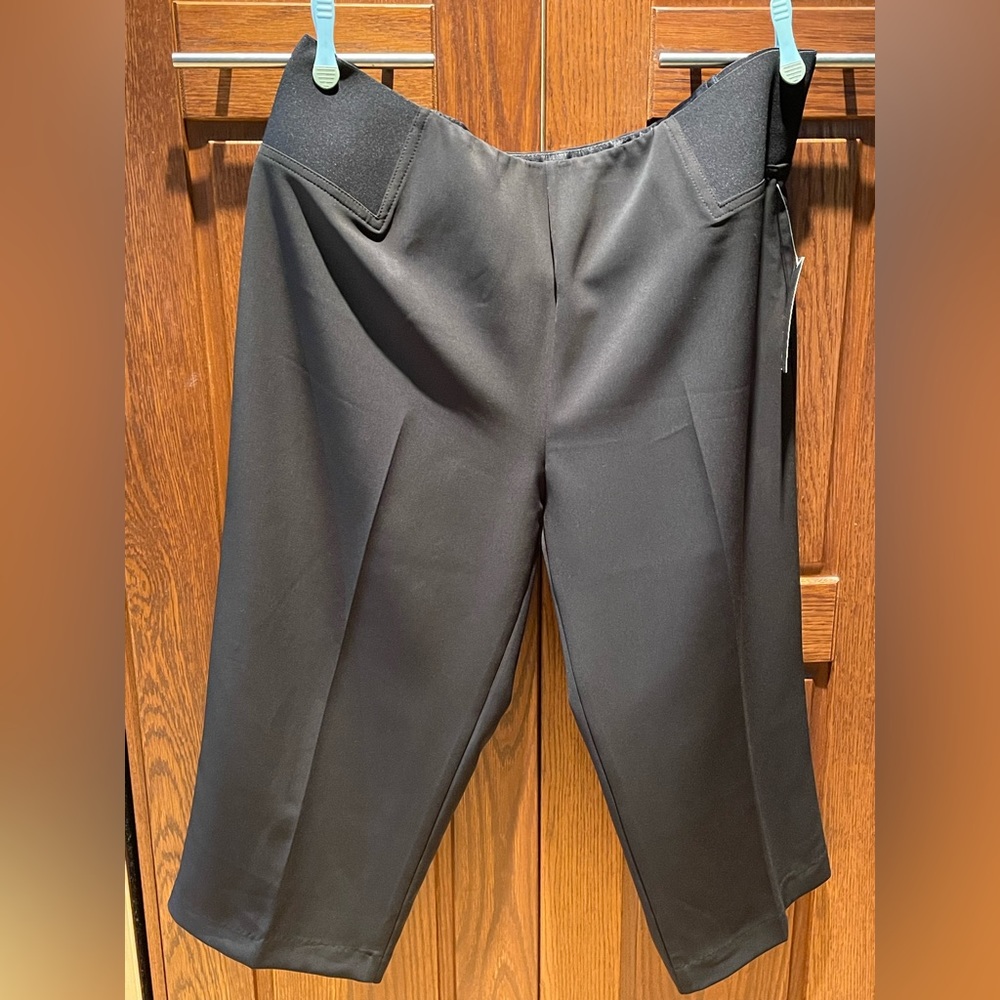 Women’s Crop Pants